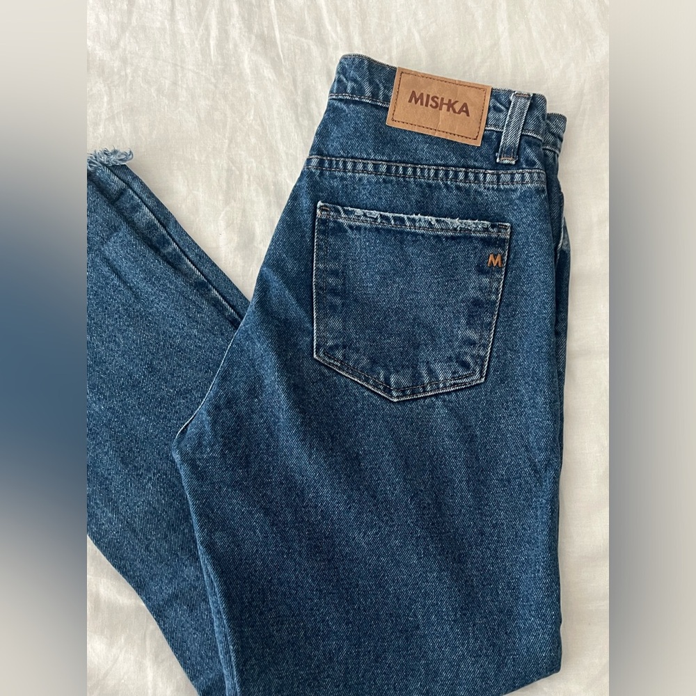 Straight blue jeans size 25